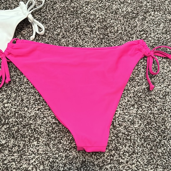 Bundle of 2 bikini bottoms hot pink and white - Picture 4 of 6